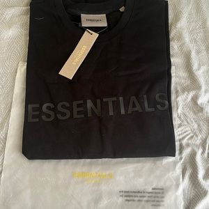 Essential fear of god shirt